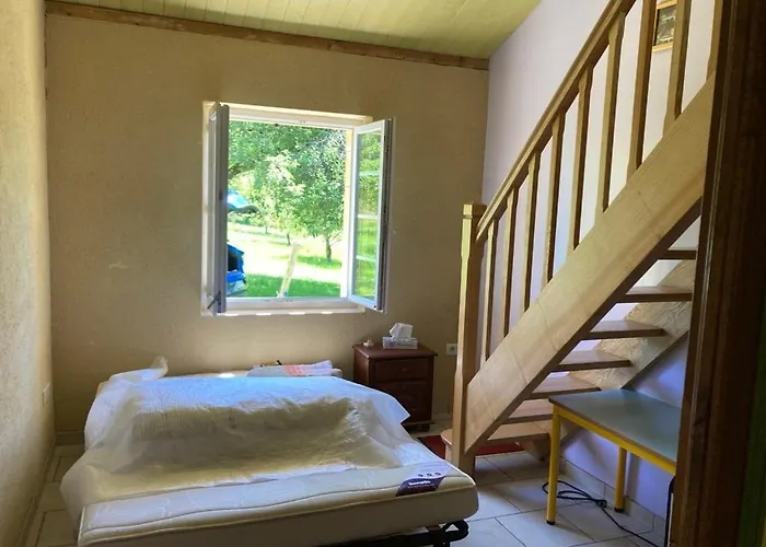 La Cadette Charmante Maison En Pierre * Alles-Sur-Dordogne